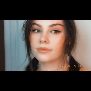 Meet your Posher, Hazel